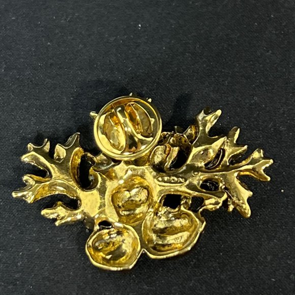 Avon Gold Tone And Enamel Acorn Lapel Pin (4303) - Picture 2 of 4